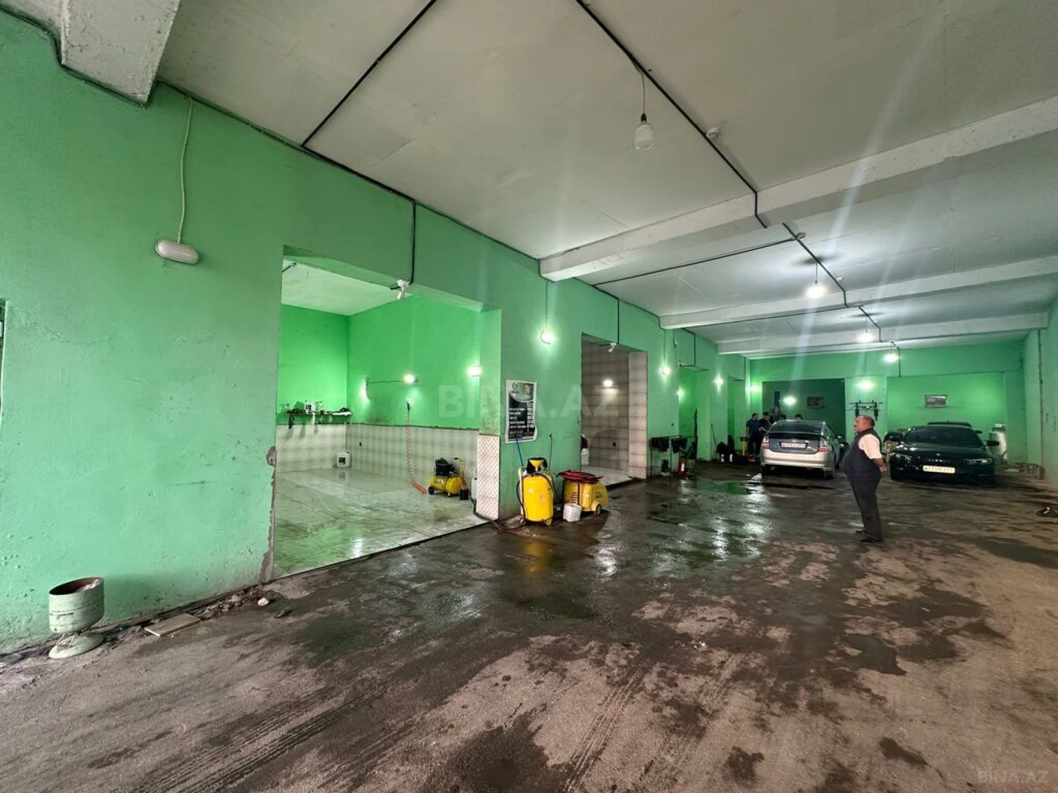 Satılır obyekt 826 m²