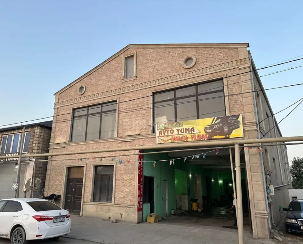 Satılır obyekt 826 m²