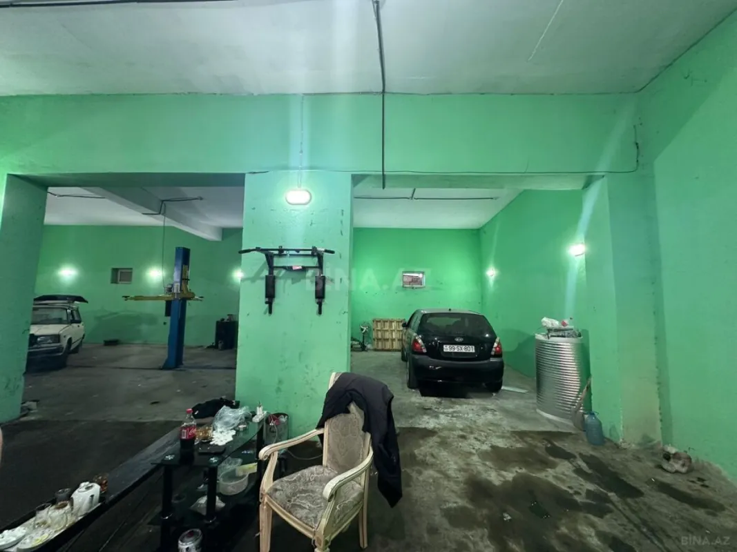 Satılır obyekt 826 m²