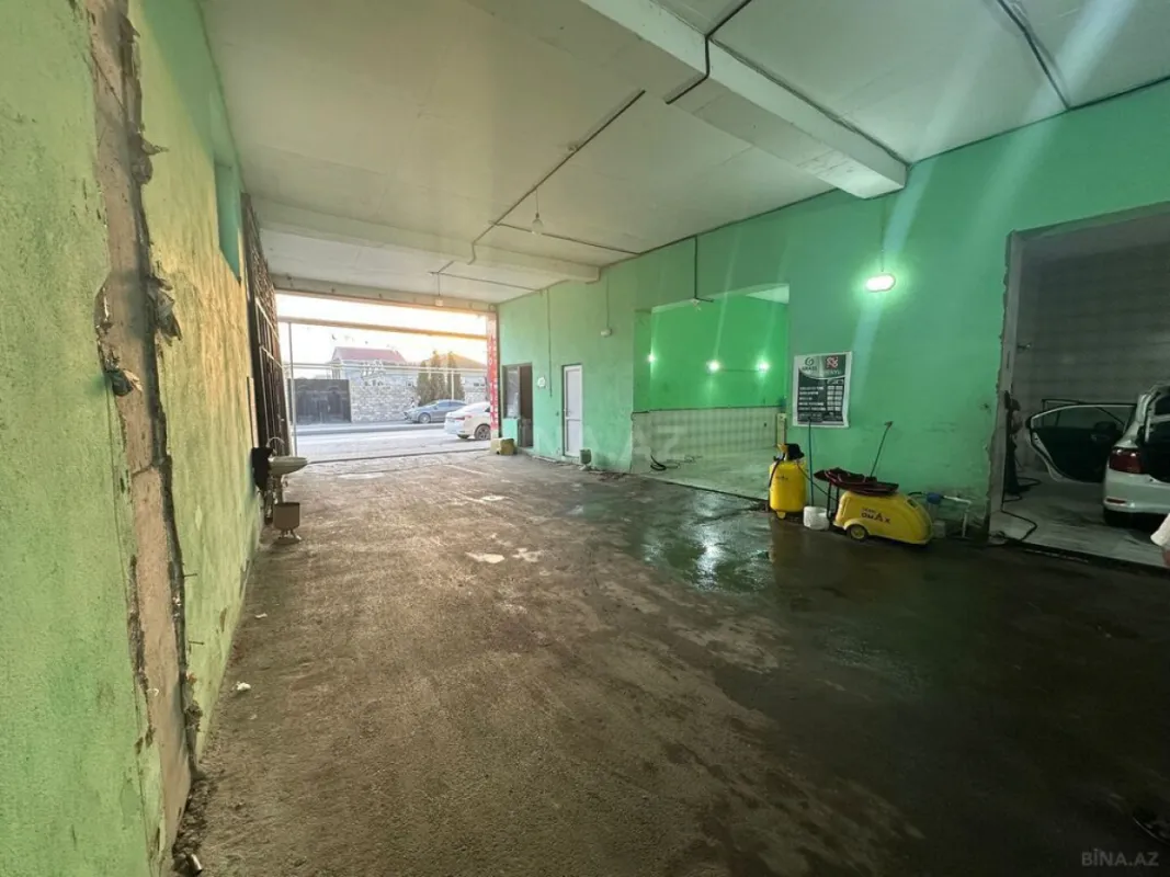 Satılır obyekt 826 m²