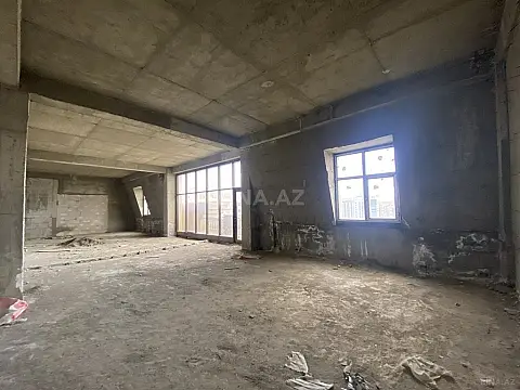 Satılır 9 otaqlı mənzil 500 m²