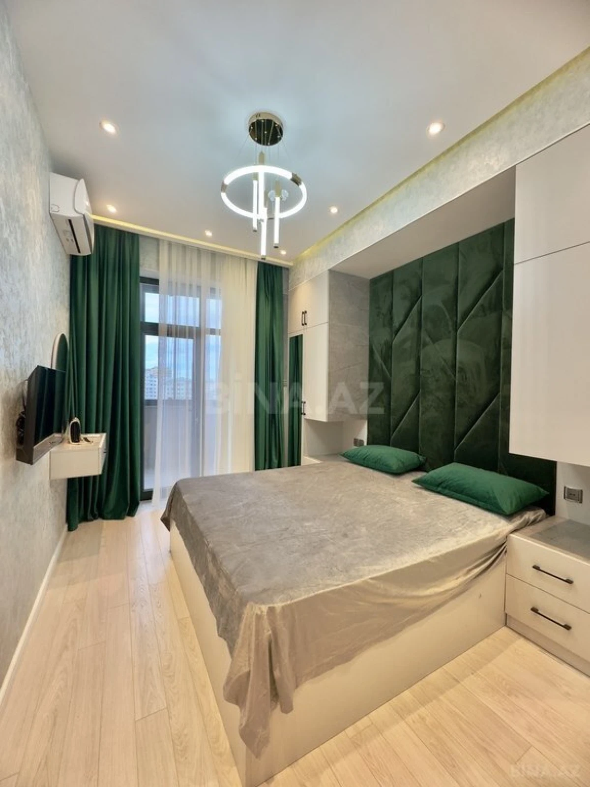 Kirayə verilir 2 otaqlı mənzil 60 m²