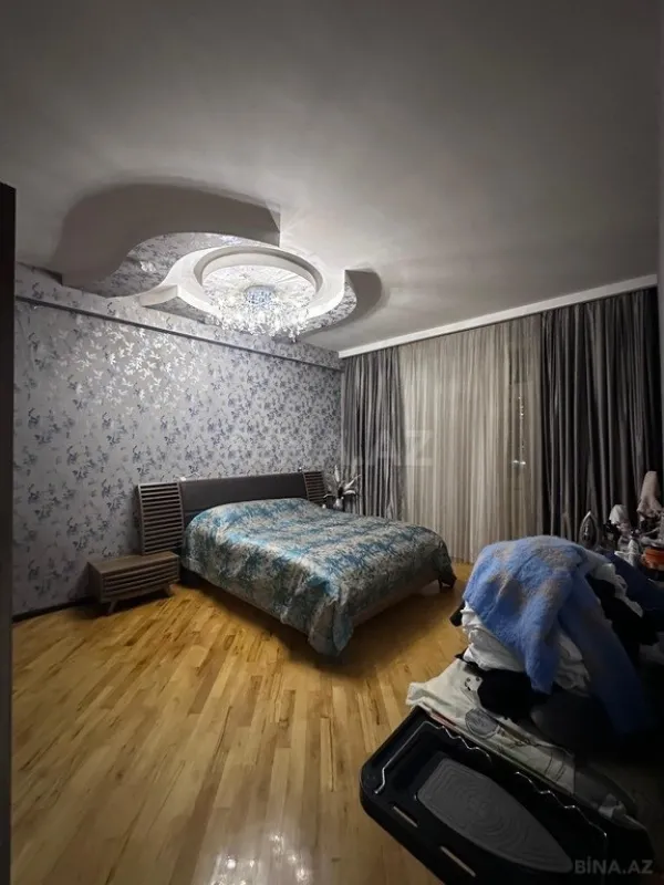 Satılır 3 otaqlı mənzil 110 m²