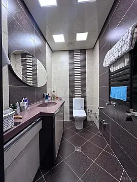 Satılır 3 otaqlı mənzil 110 m²