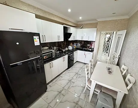 Satılır 2 otaqlı mənzil 105 m²