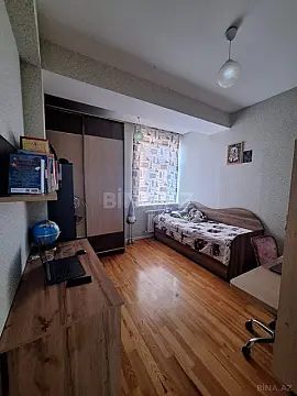 Satılır 3 otaqlı mənzil 82 m²