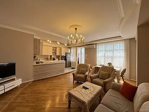 Satılır 3 otaqlı mənzil 117 m² — Bakı 3 otaq 117.00 m²
