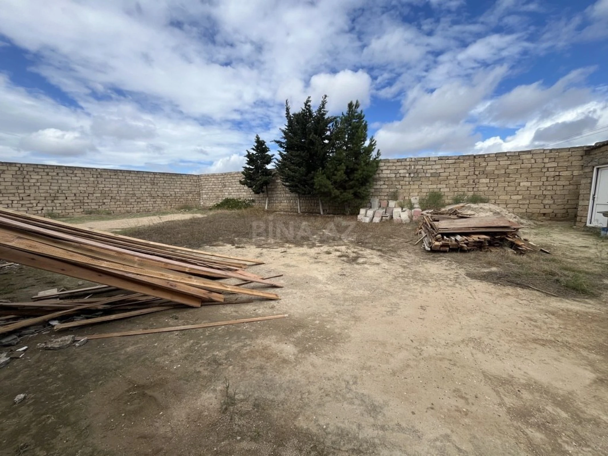 Satılır torpaq sahəsi 3.7 m²