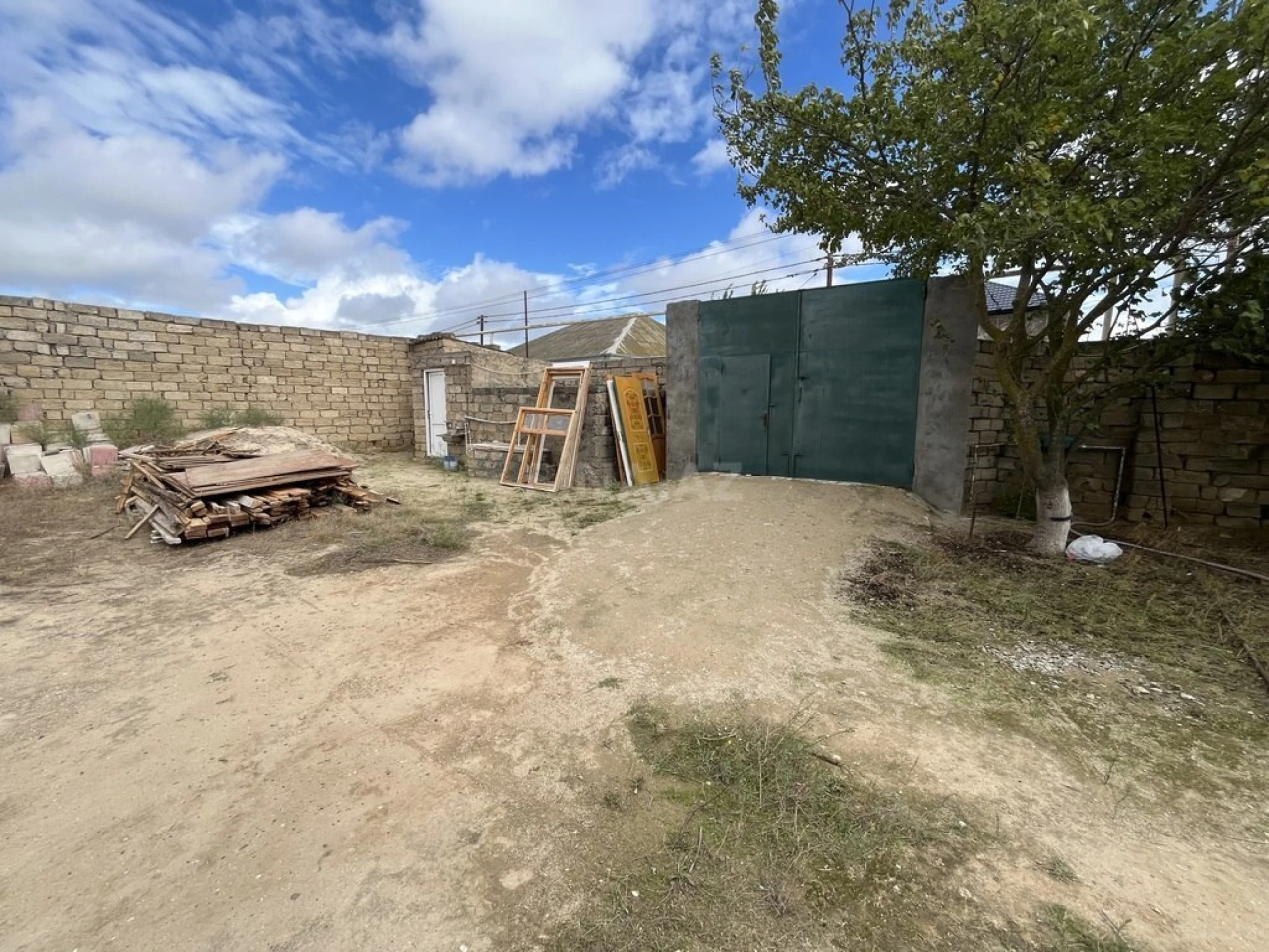 Satılır torpaq sahəsi 3.7 m²