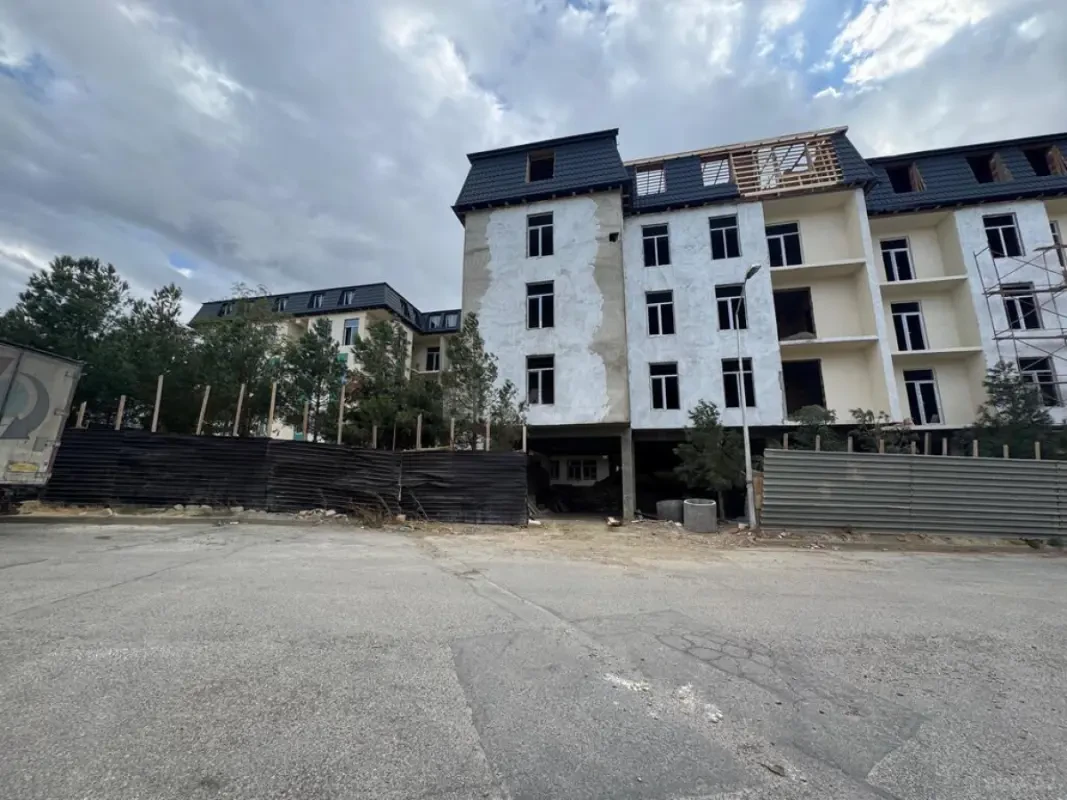 Satılır 2 otaqlı mənzil 63 m²