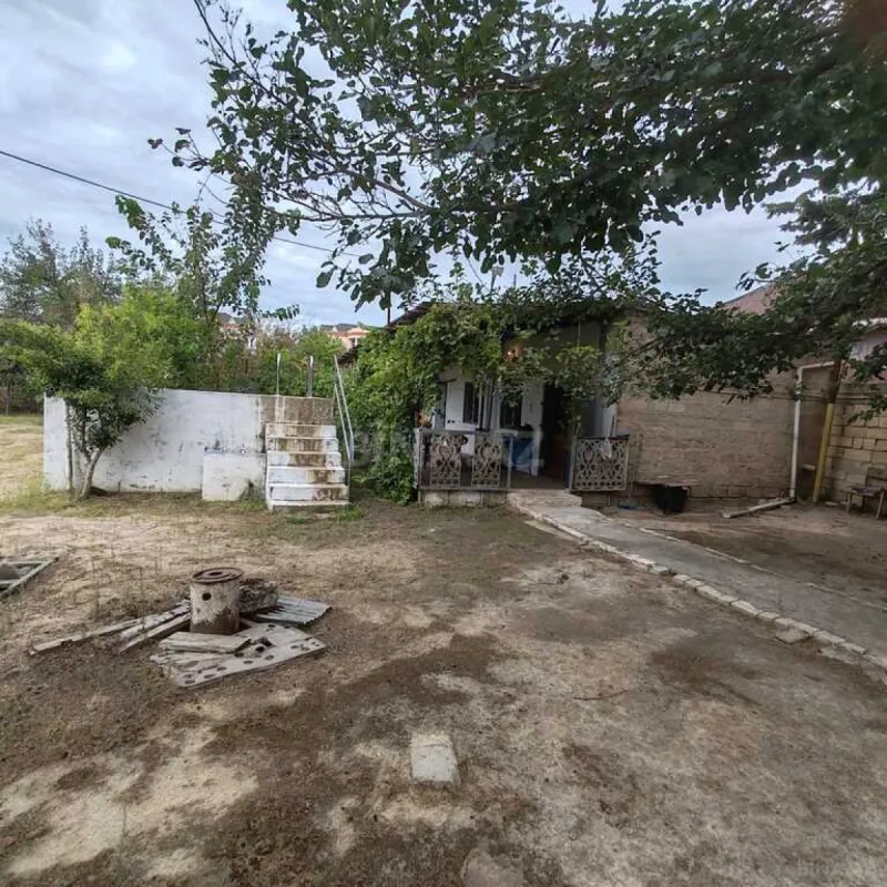 Satılır torpaq sahəsi 10 m²