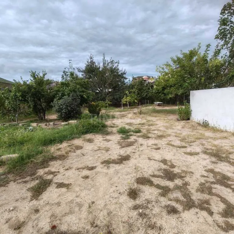 Satılır torpaq sahəsi 10 m²