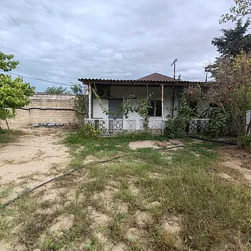 Satılır torpaq sahəsi 10 m²