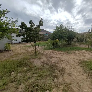 Satılır torpaq sahəsi 10 m²