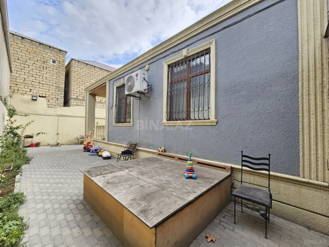 Satılır 4 otaqlı həyət evi 130 m²