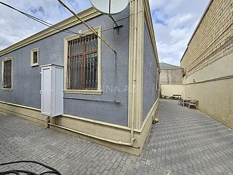 Satılır 4 otaqlı həyət evi 130 m²