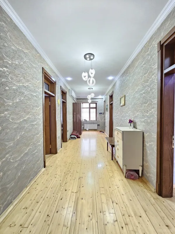 Satılır 4 otaqlı həyət evi 130 m²