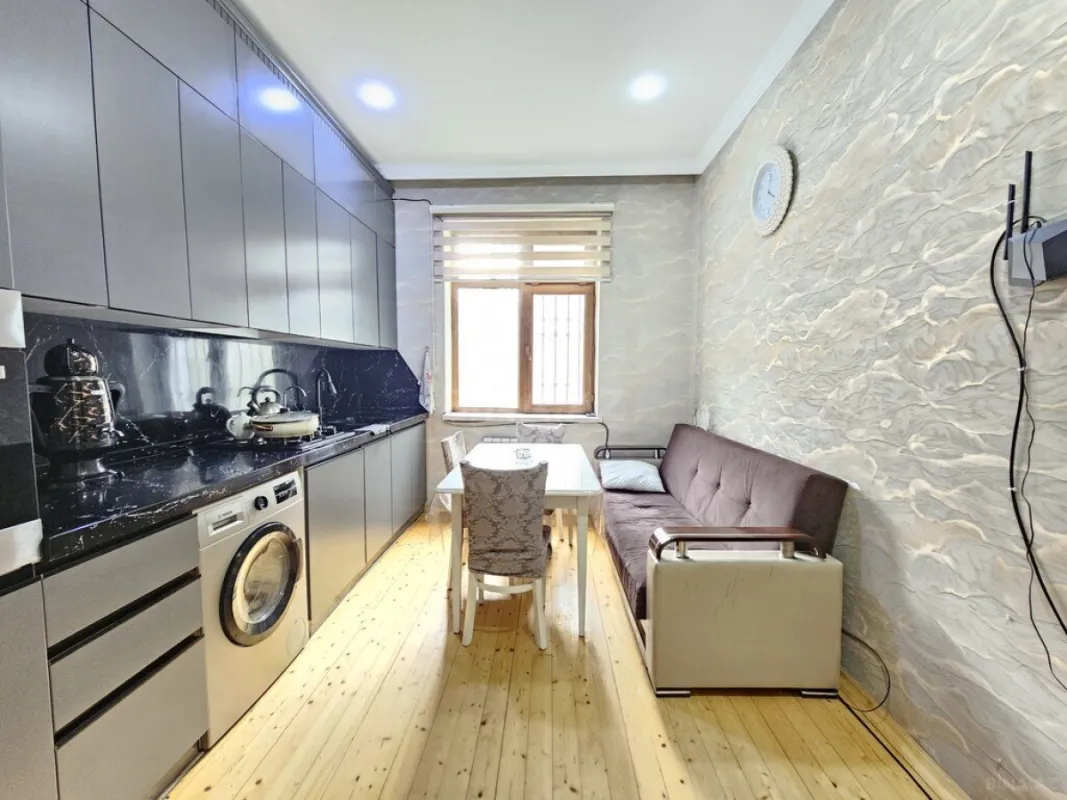 Satılır 4 otaqlı həyət evi 130 m²