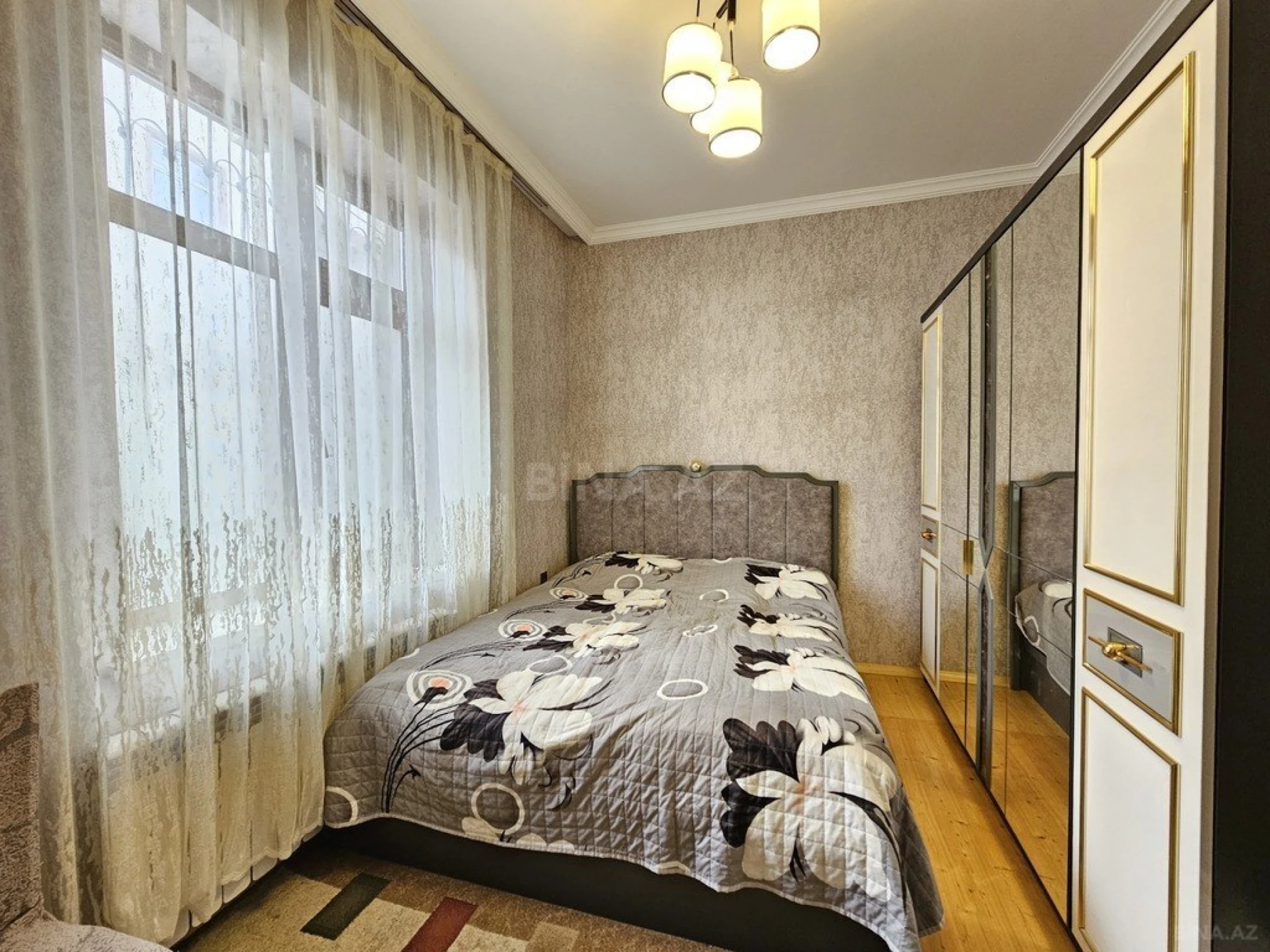 Satılır 4 otaqlı həyət evi 130 m²