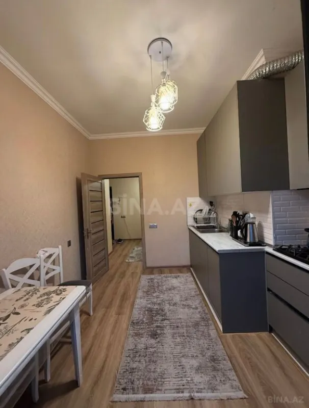 Kirayə verilir 2 otaqlı mənzil 80 m²