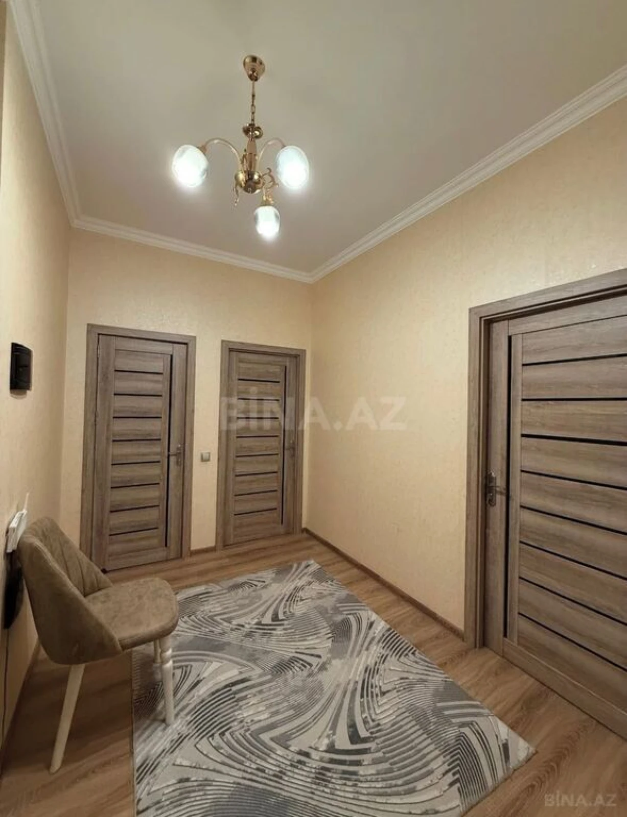 Kirayə verilir 2 otaqlı mənzil 80 m²
