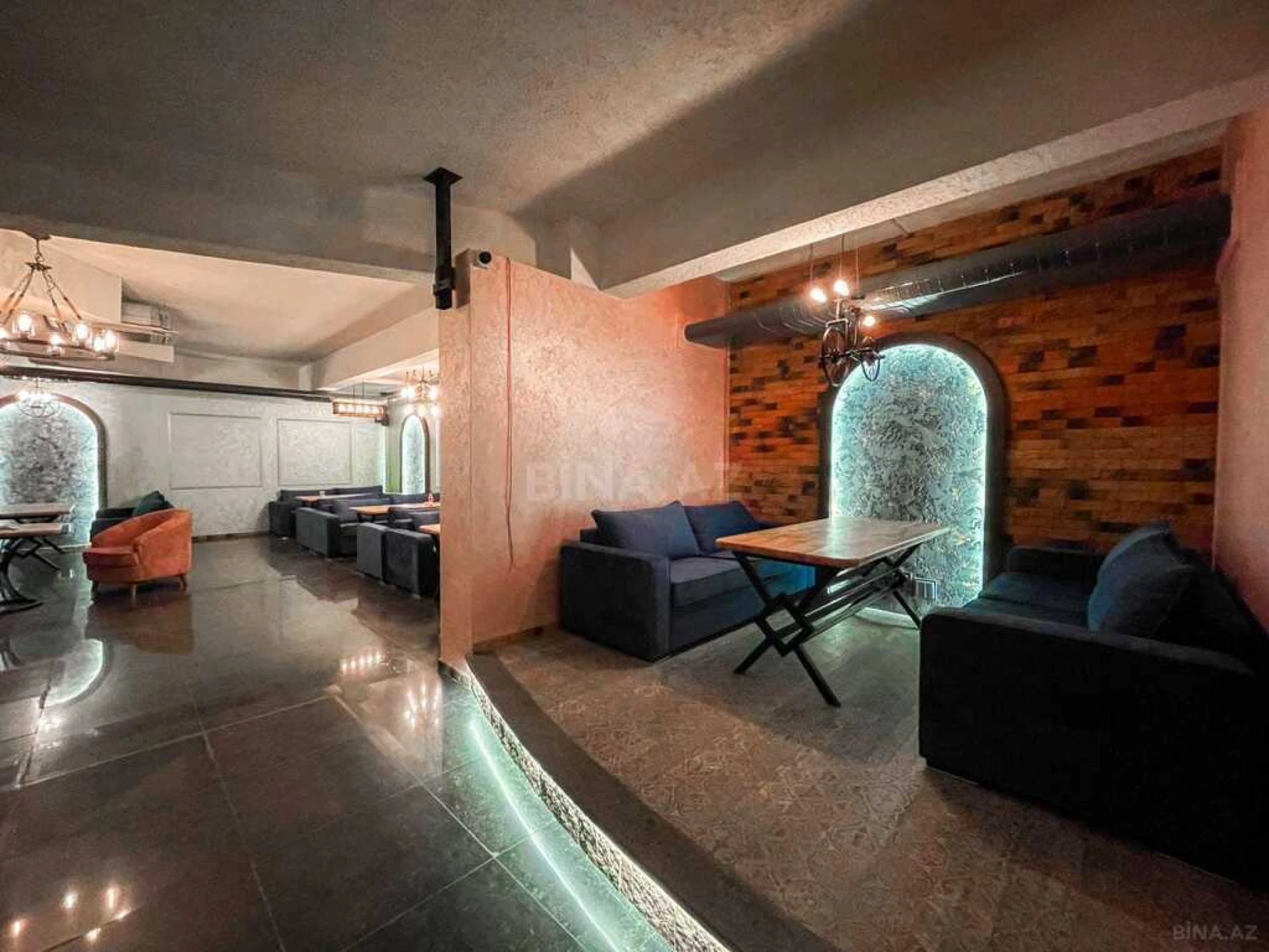 Kirayə verilir 6 otaqlı ofis 800 m²