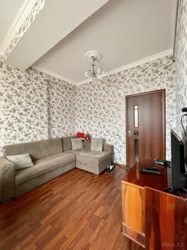 Satılır 2 otaqlı mənzil 65 m²