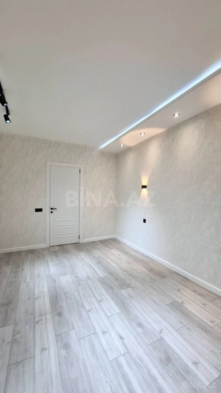 Satılır 3 otaqlı mənzil 65 m²