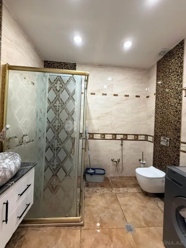 Satılır 3 otaqlı mənzil 115 m²