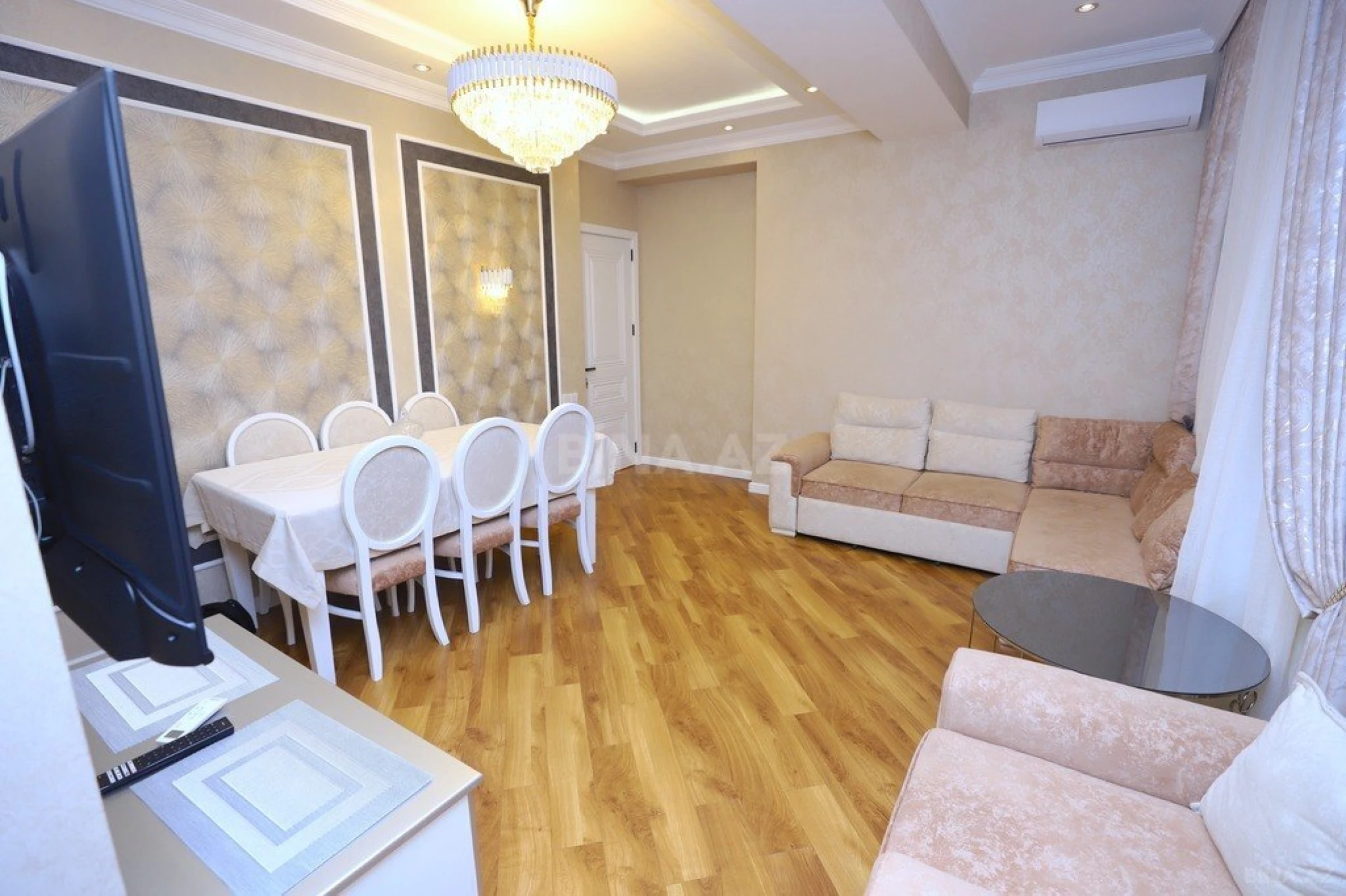 Kirayə verilir 3 otaqlı mənzil 120 m²