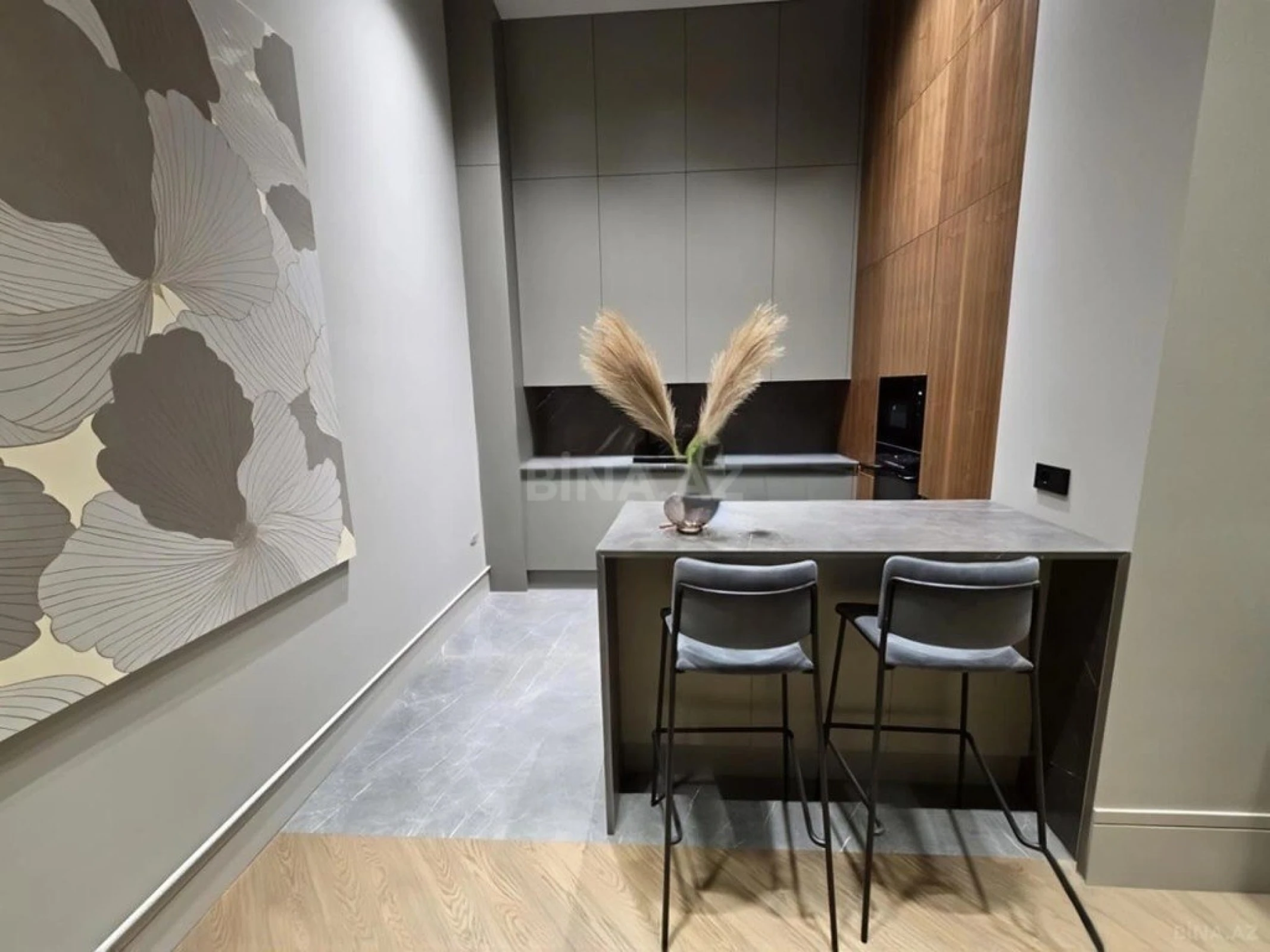 Kirayə verilir 3 otaqlı mənzil 100 m²