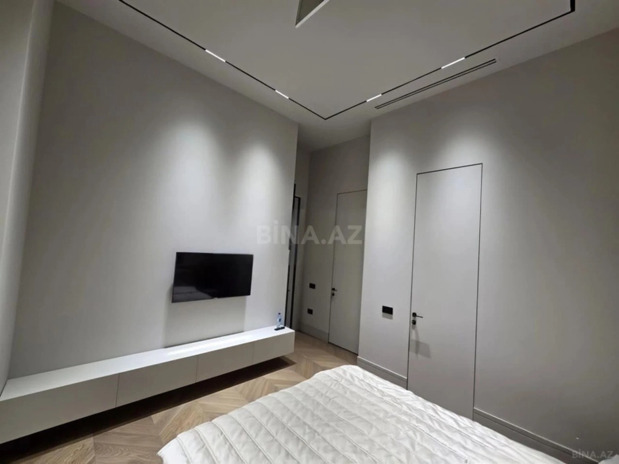 Kirayə verilir 3 otaqlı mənzil 100 m²