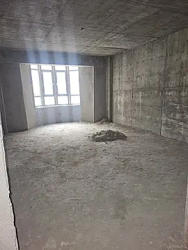 Satılır 3 otaqlı mənzil 137 m²