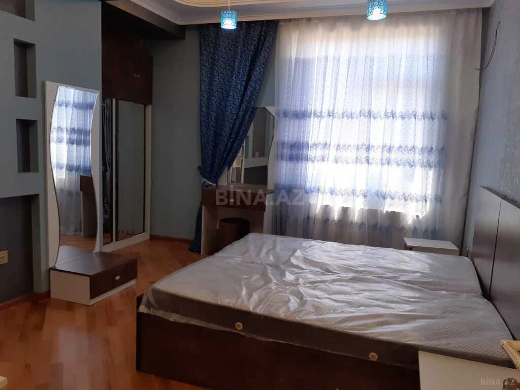 Kirayə verilir 2 otaqlı mənzil 80 m²
