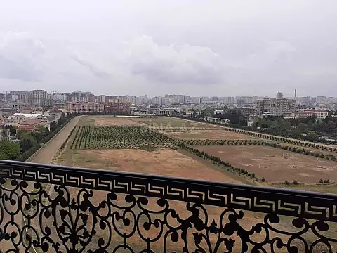 Kirayə verilir 2 otaqlı mənzil 80 m²