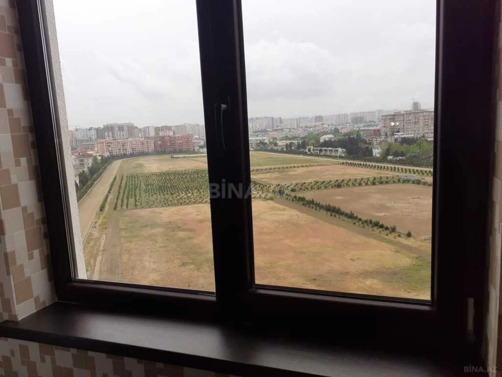 Kirayə verilir 2 otaqlı mənzil 80 m²