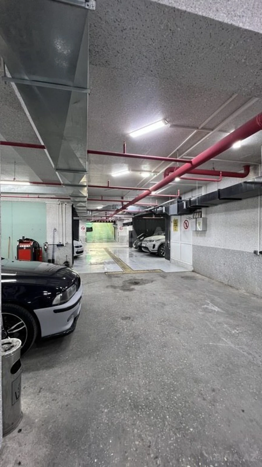 Satılır obyekt 490 m²