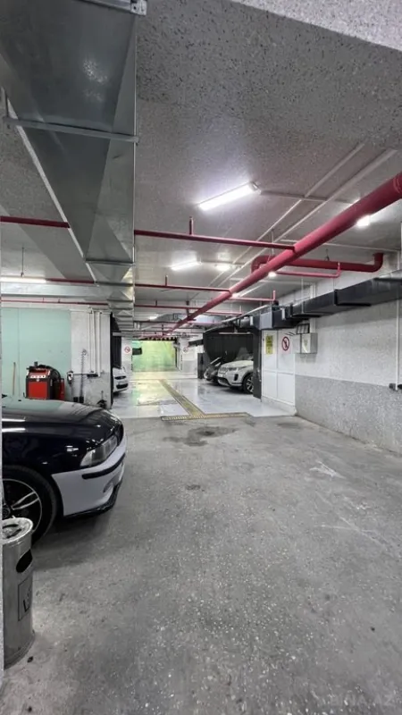 Satılır obyekt 490 m²