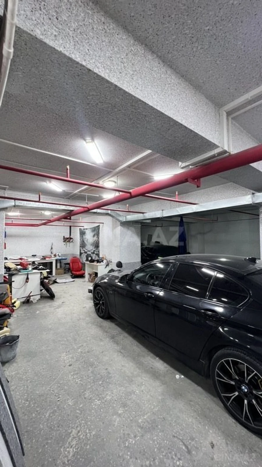 Satılır obyekt 490 m²