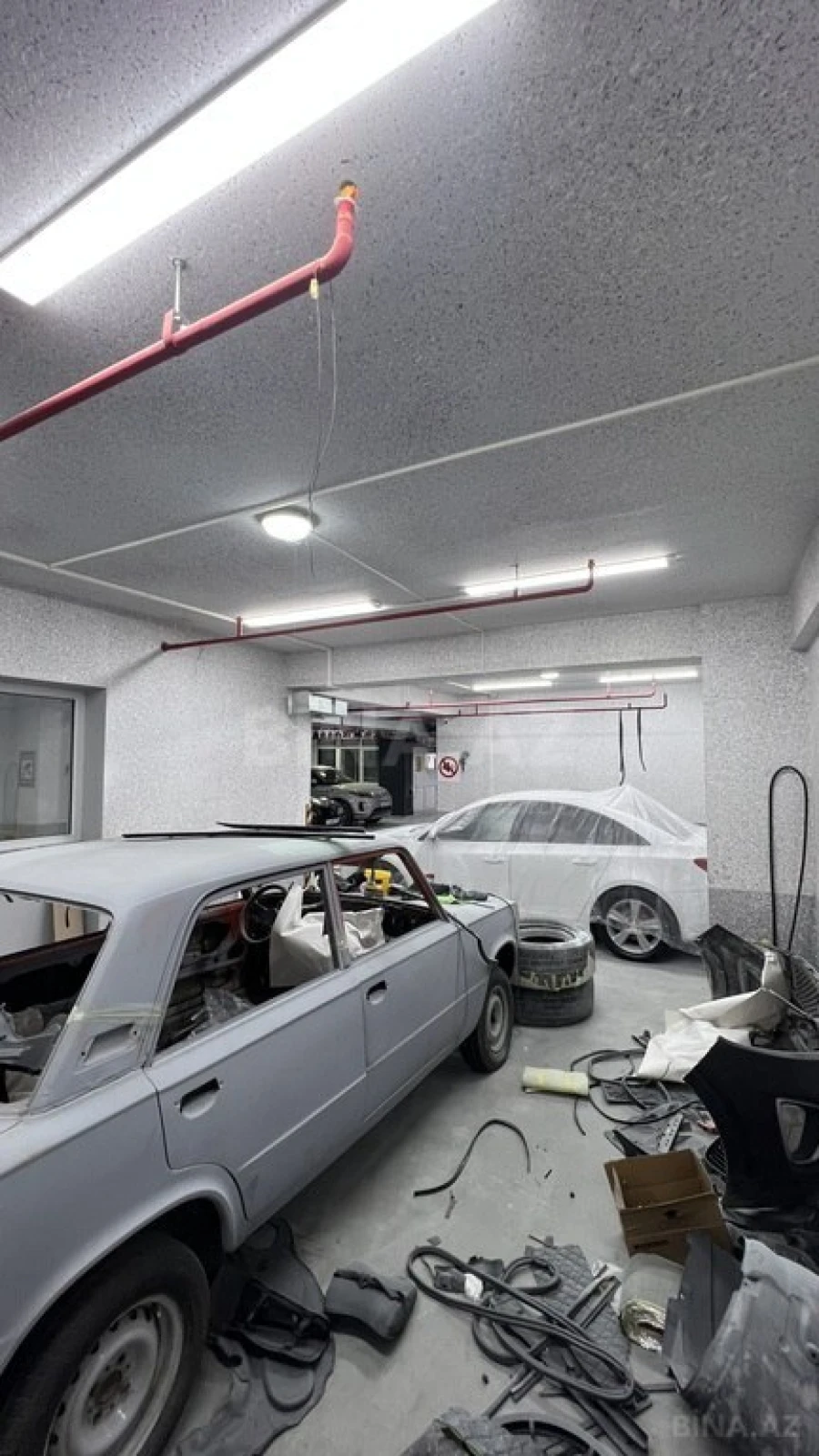 Satılır obyekt 490 m²