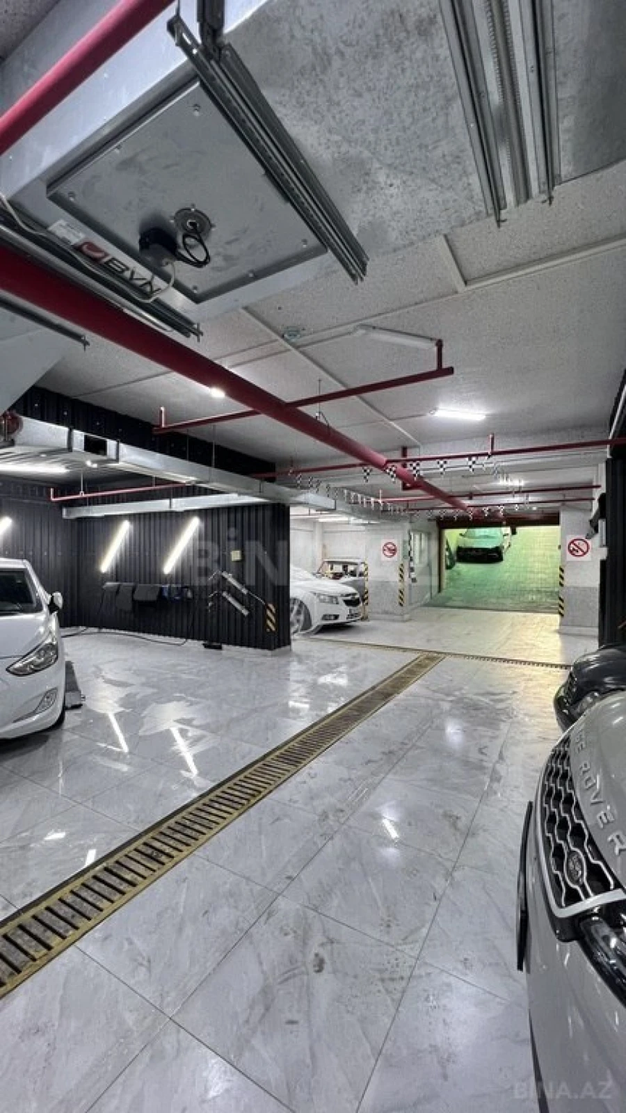 Satılır obyekt 490 m²