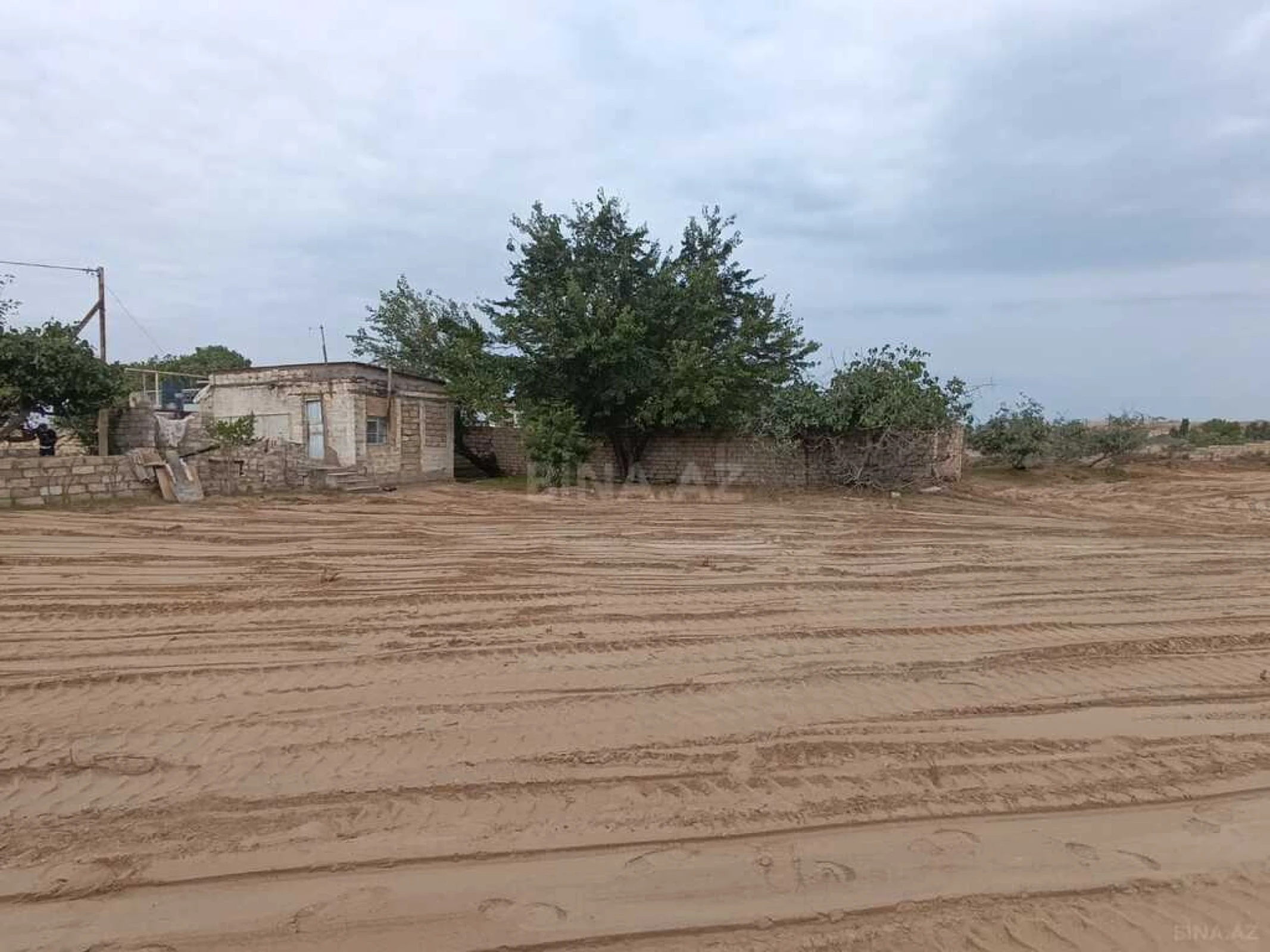 Satılır torpaq sahəsi 20 m²