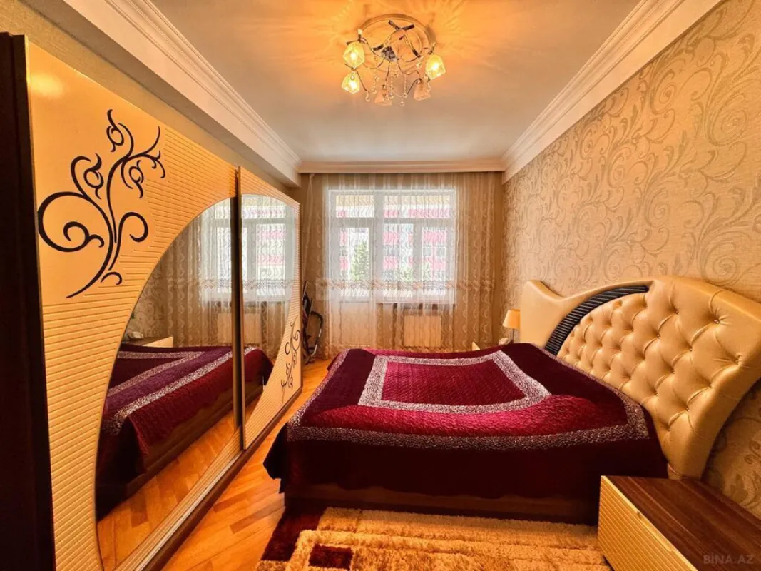 Satılır 2 otaqlı mənzil 96 m²