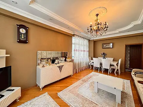 Satılır 2 otaqlı mənzil 96 m²