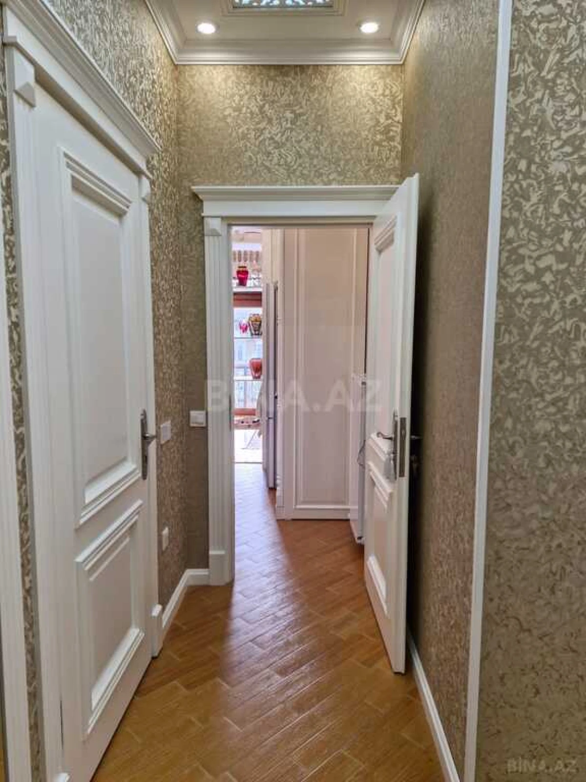 Satılır 3 otaqlı mənzil 90 m²