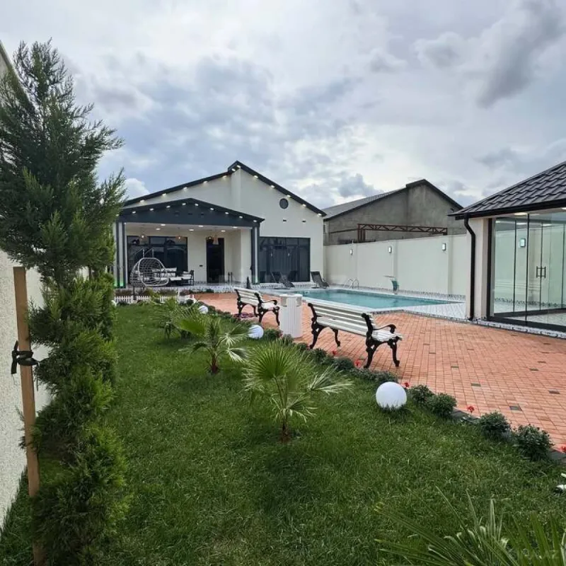 Satılır 4 otaqlı həyət evi 170 m²