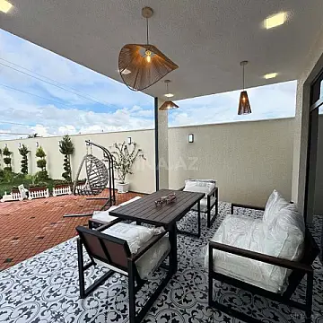 Satılır 4 otaqlı həyət evi 170 m²