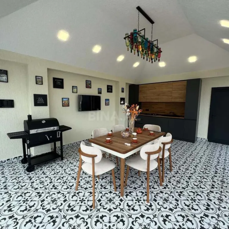 Satılır 4 otaqlı həyət evi 170 m²