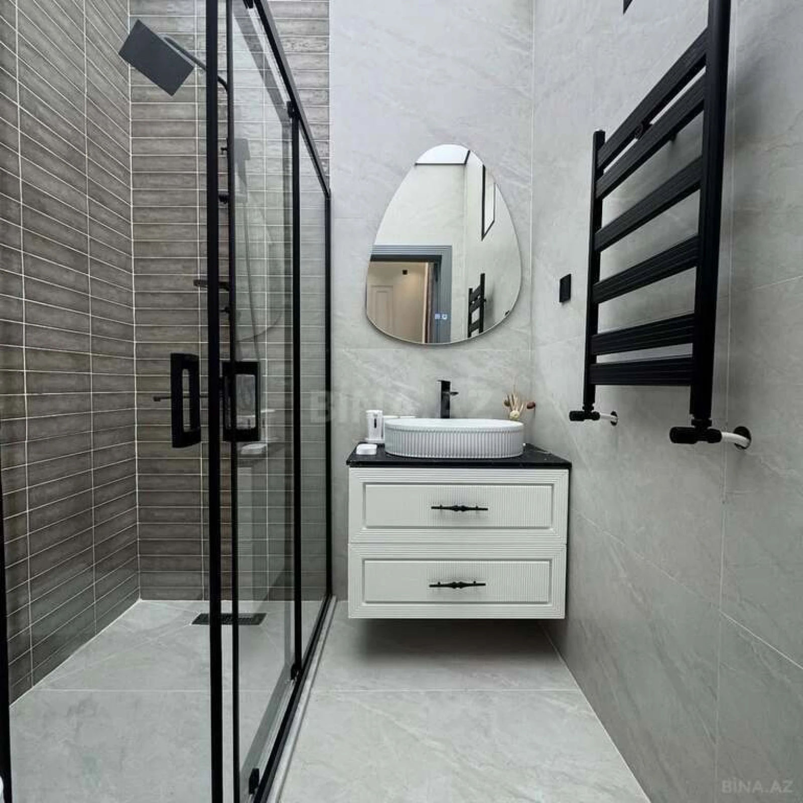 Satılır 4 otaqlı həyət evi 170 m²