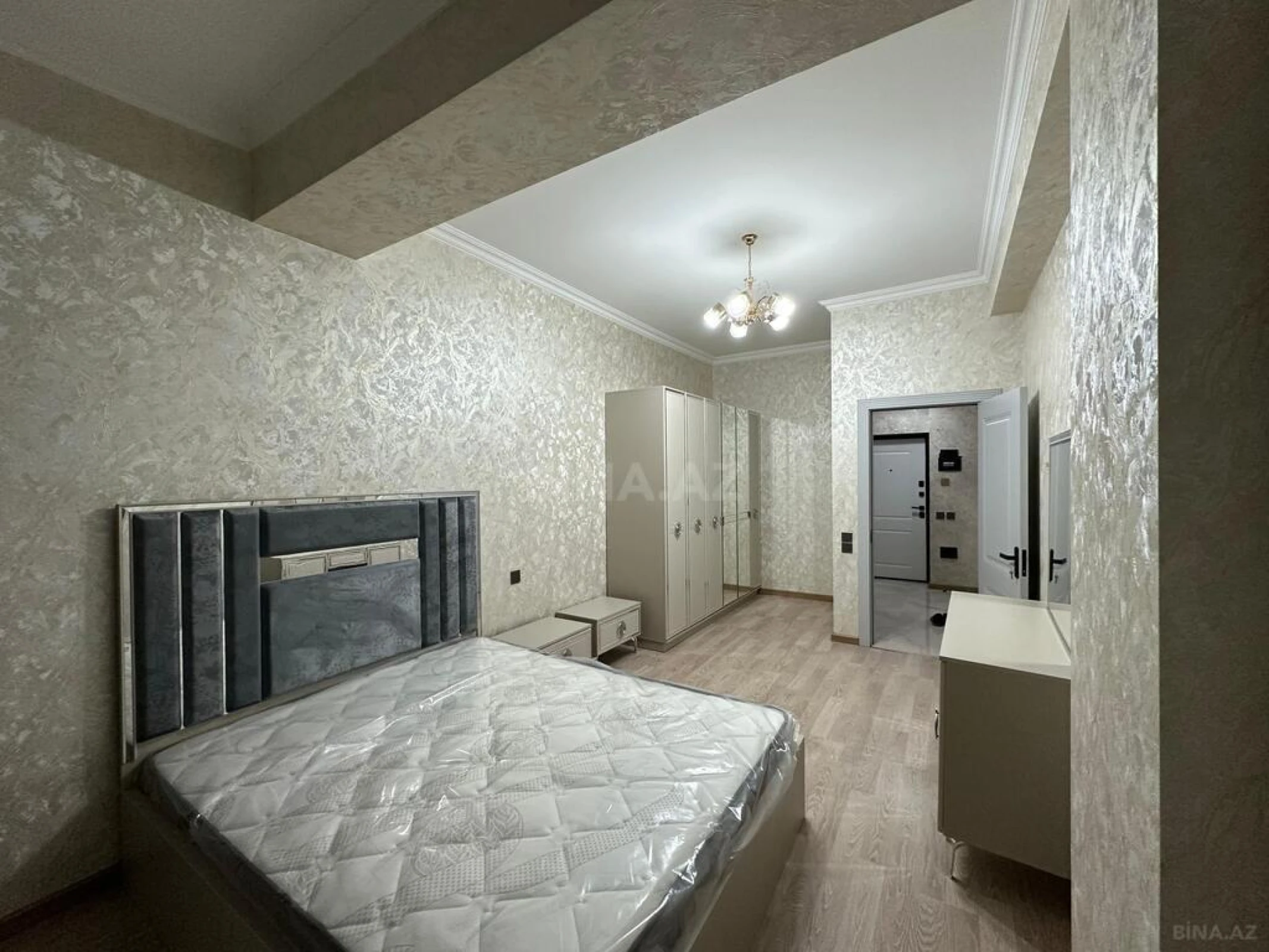 Kirayə verilir 1 otaqlı mənzil 55 m²